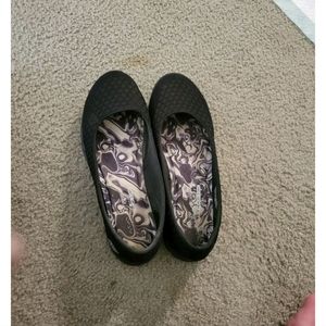 Sketchers Slip-on sneakers 10 wide